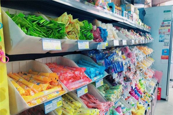 燕子家量贩零食